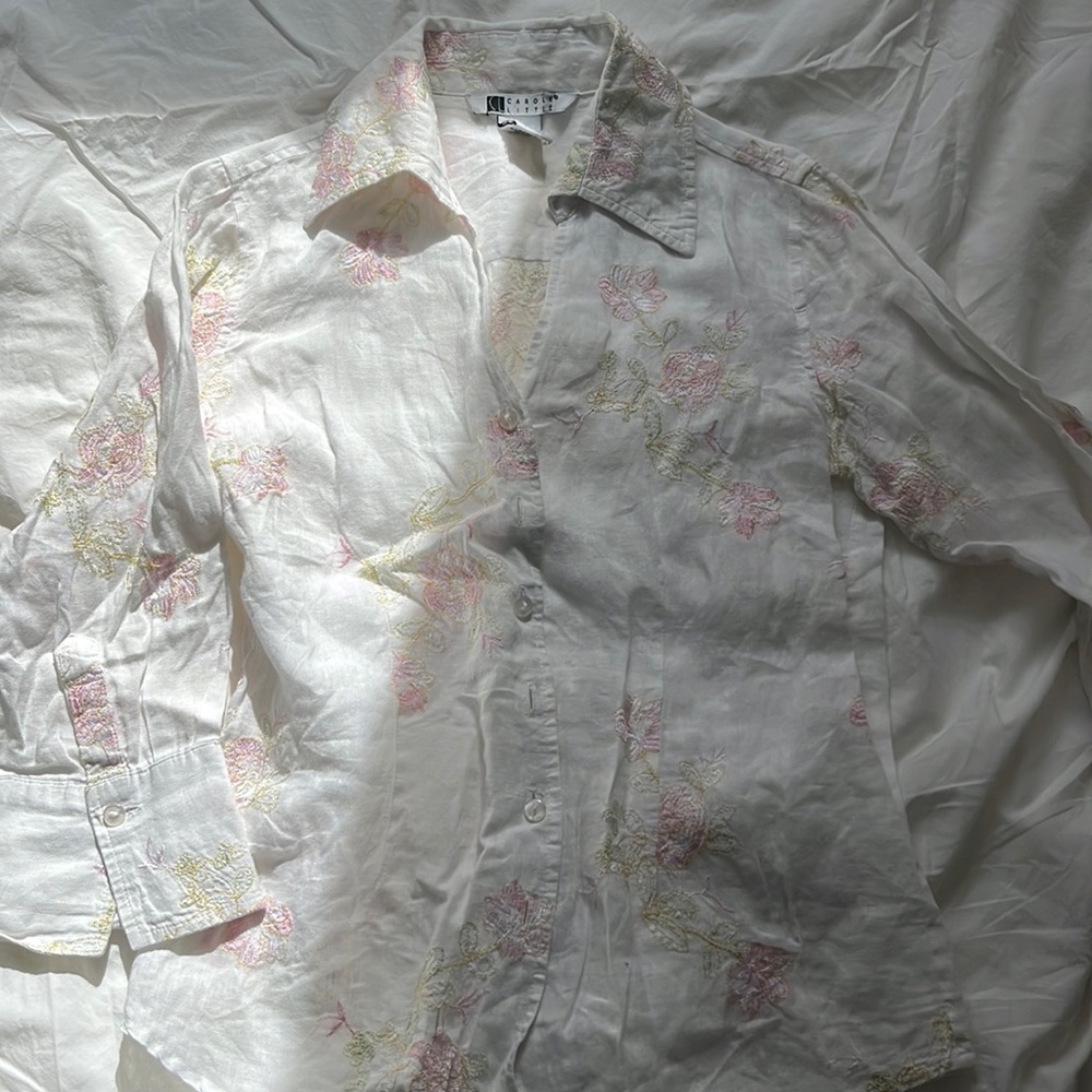 White linen floral button up blouse (90s/y2k)